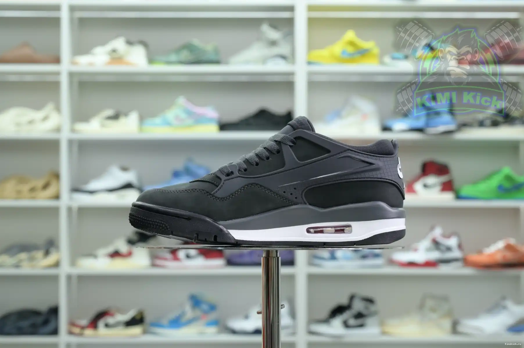 Jordan Nigel SP RM “Anthracite” x Kimikick Jordan 4 Sylvester Air 0427